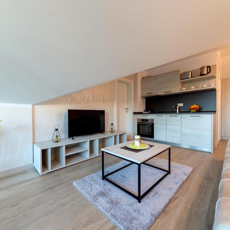 Luxury Apartments Queen - Apartment with Sea View - 8