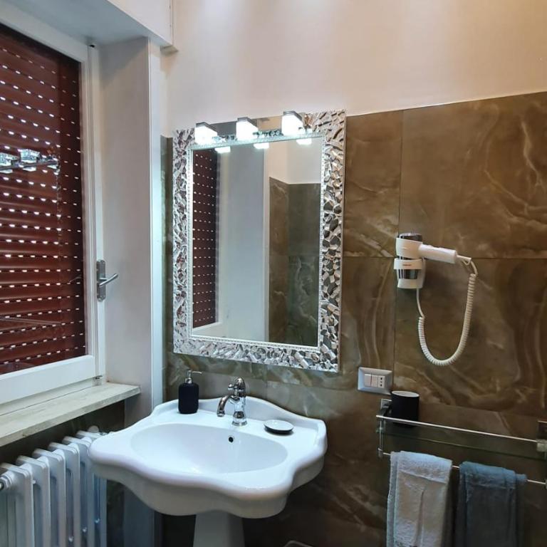 SILVER SUITE - Appartamento con 1 Camera da Letto - 20