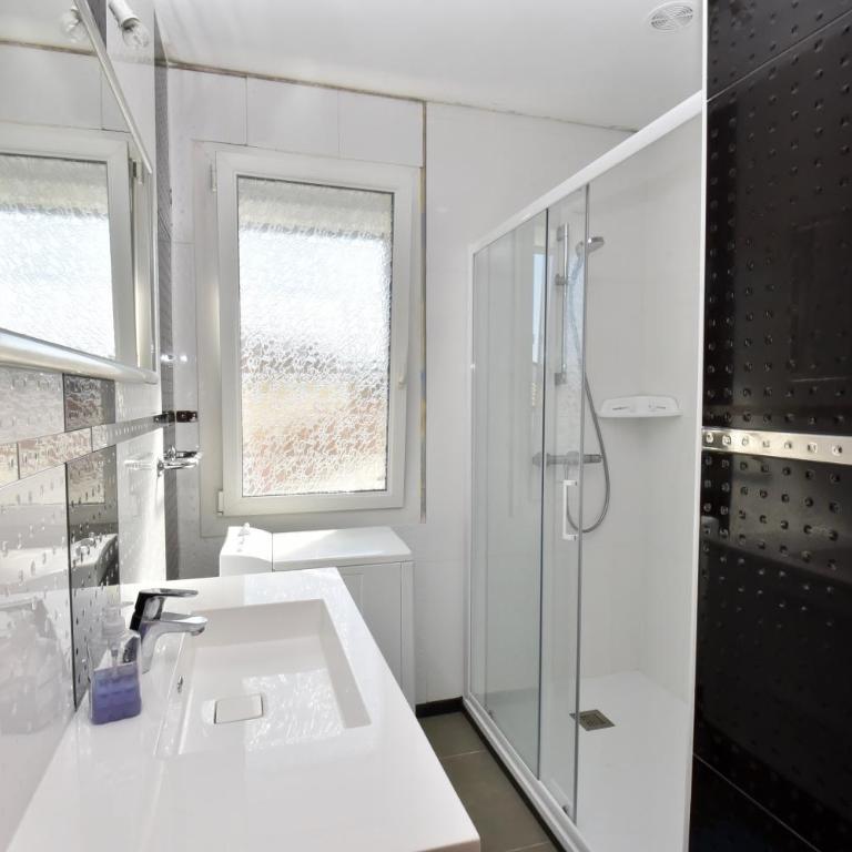 Villa 7 chambres avec grande piscine à 600 m de la plage - Casa con 7 Camere da Letto - 13
