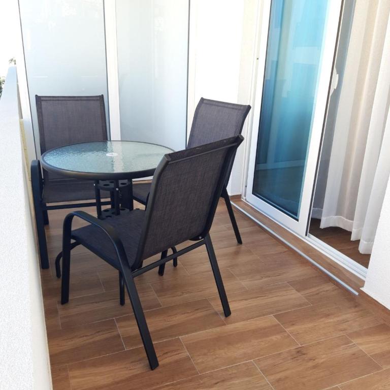 Queen Apartments & Rooms - Studio Apartment with Sea View - 9