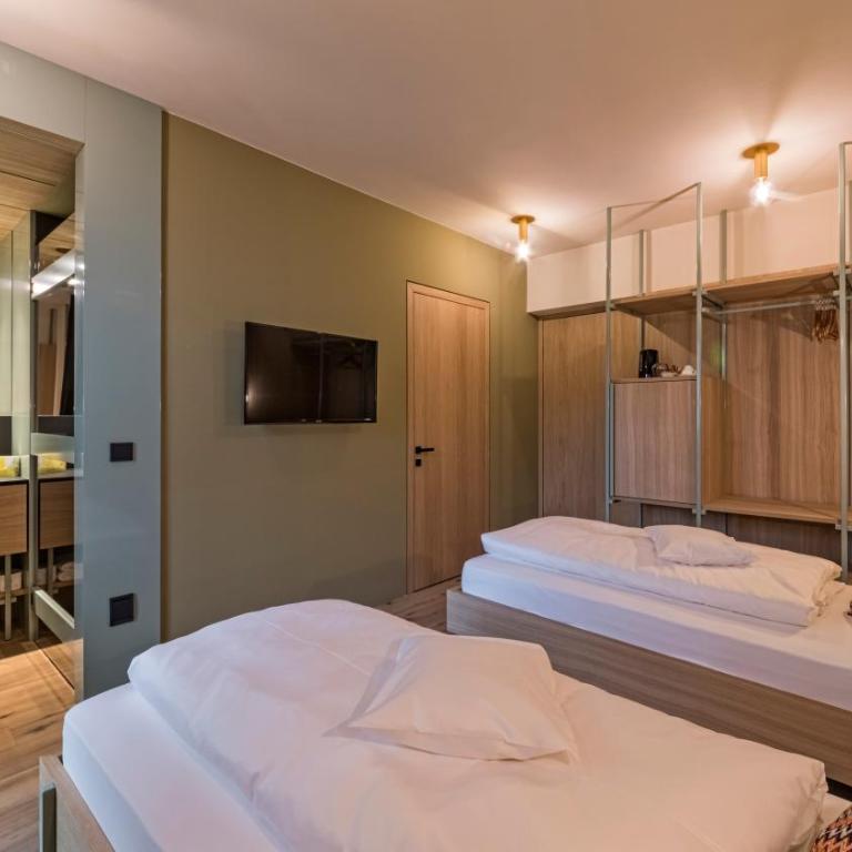 Hotel Villa Mayr Rooms & Suites - Deluxe Einzelzimmer mit Balkon - 2