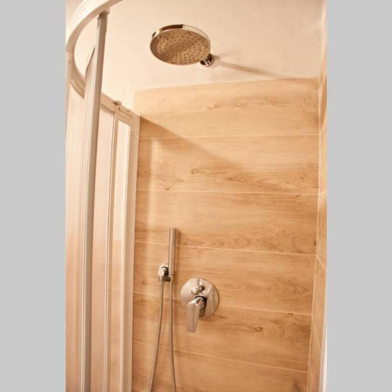 CASA CATERINA - Appartamento con 2 Camere da Letto - 66
