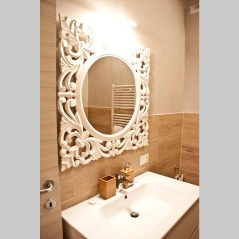 CASA CATERINA - Appartamento con 2 Camere da Letto - 64