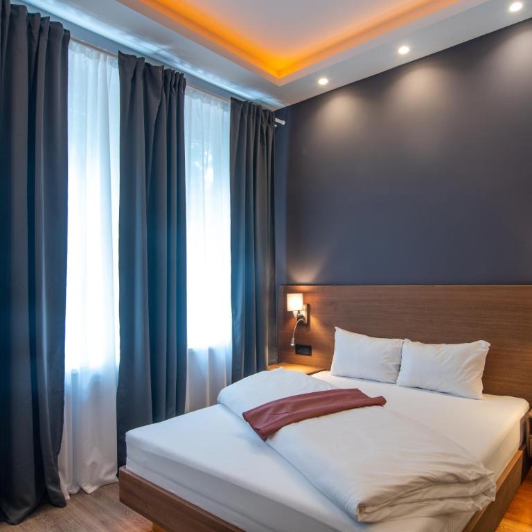 Vila Emilia - Dvokrevetna Soba sa Bračnim Krevetom - 2