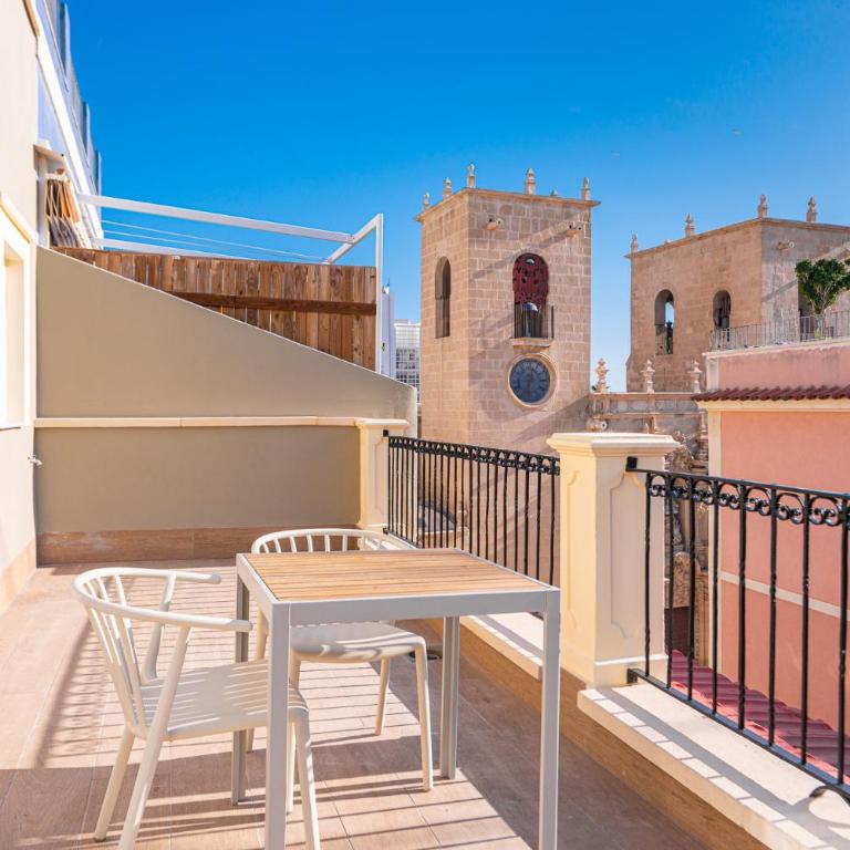 VIL5 by Be Alicante - Twin Room with Terrace - 5