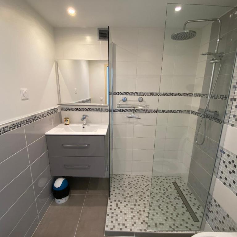 L’amandine port ambonne naturiste - Apartment mit 1 Schlafzimmer - 9