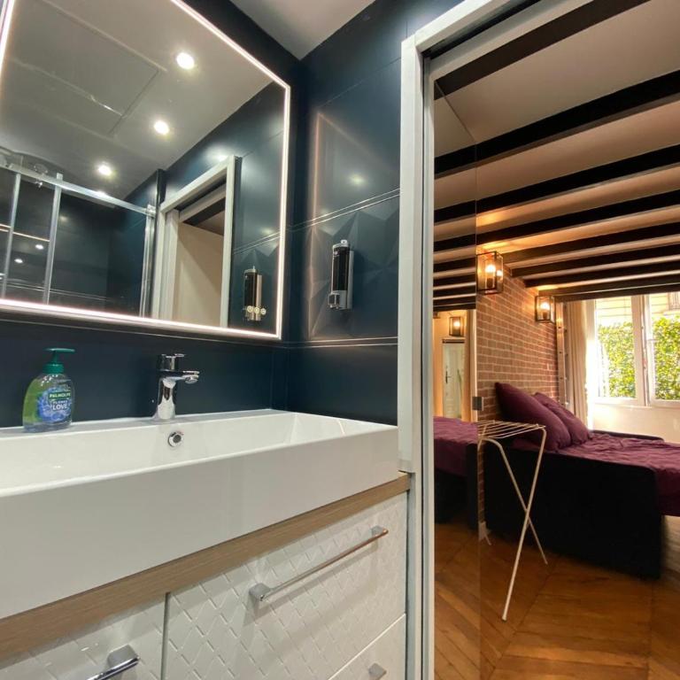 Beautiful mini Loft near Saint-Lazare - Appartamento - Piano Terra - 57