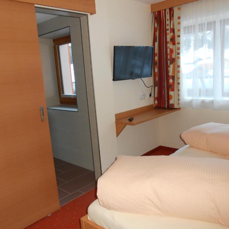 Appartement beim Brunnen 10 - Apartment - 1