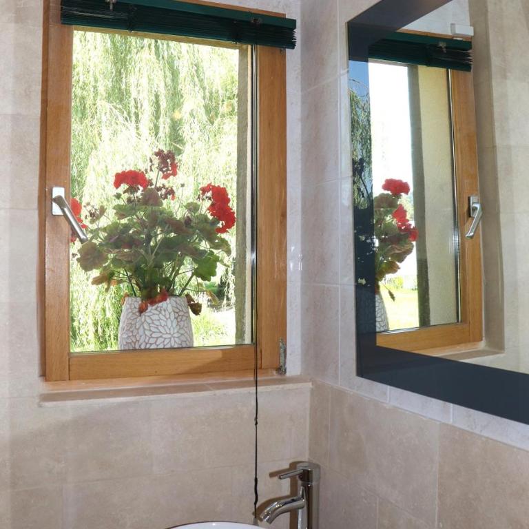 L'Herbe Haute - Chambre Double avec Salle de Bains Privative - 10