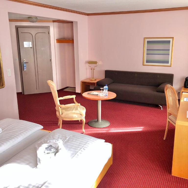 Thermal Hotels & Walliser Alpentherme Leukerbad - Familienzimmer - 3