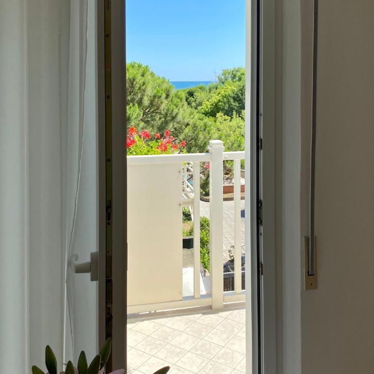 Albergo Villa Aida - Camera Matrimoniale/Doppia con Letti Singoli con Bagno - 6