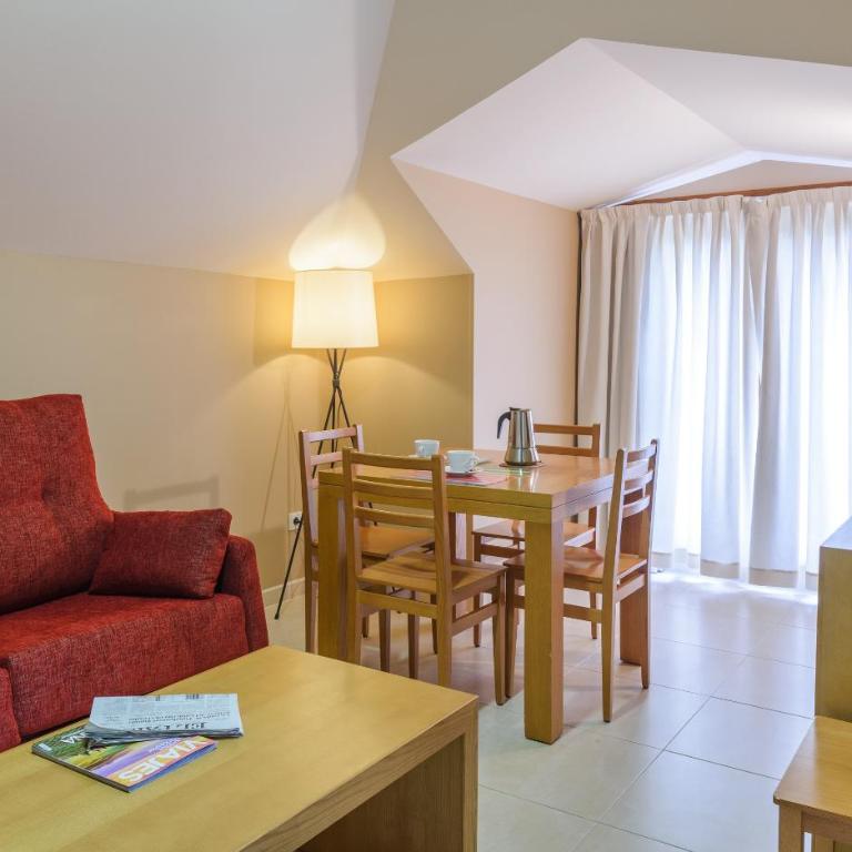 Apartamentos Trisquel - Apartamento con terraza (4 adultos) - 3