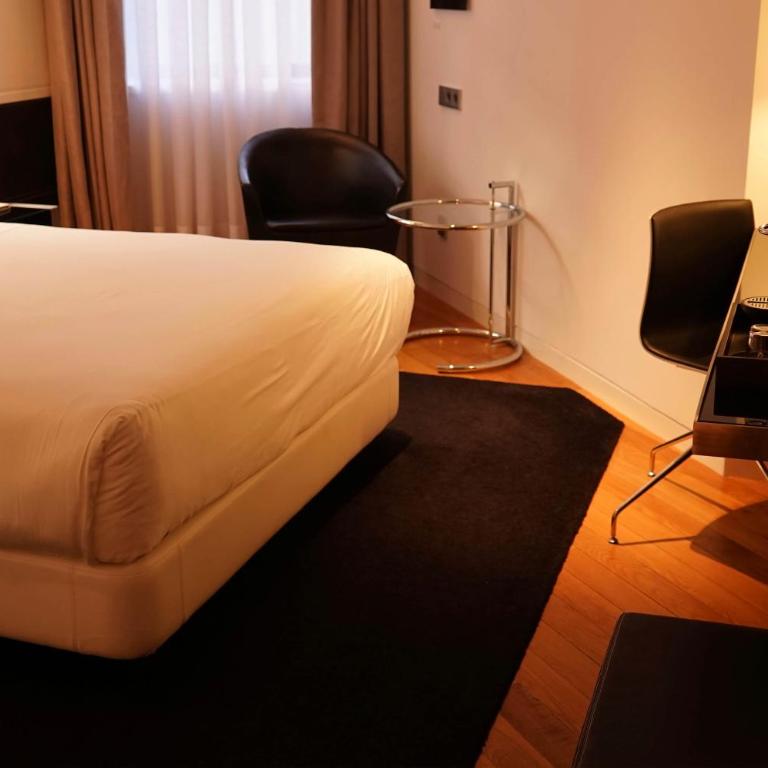Hotel Inffinit - Oferta Especial - Habitación Doble - 1 o 2 camas - 3