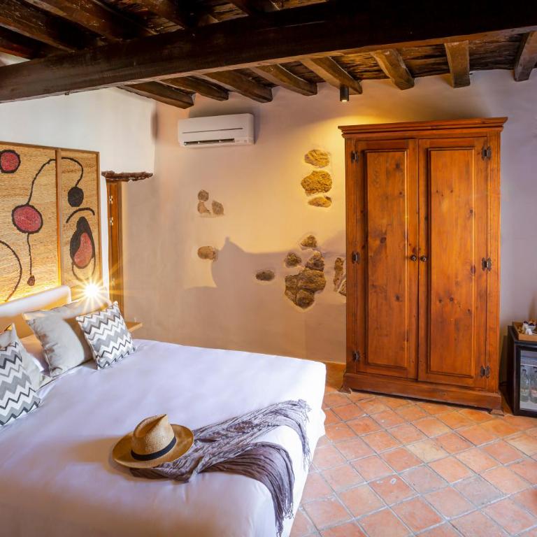 Hotel La Torre del Canonigo - Small Luxury Hotels - Habitación Deluxe - 1