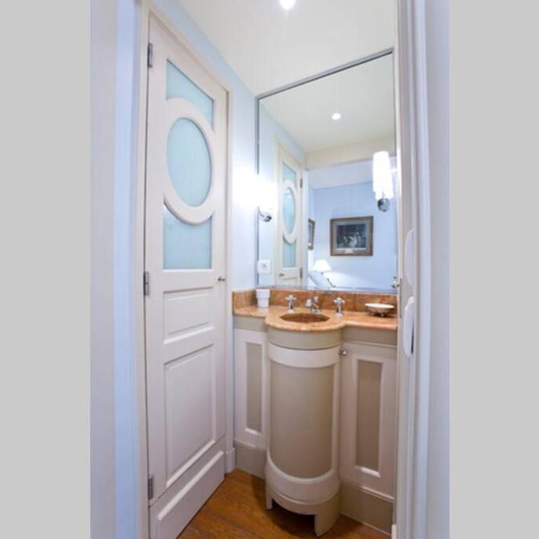 Luxury, Calm and Elegance in the heart of Champs-Elysées with a bottle of Champagne and AC - Appartement 1 Chambre - 39