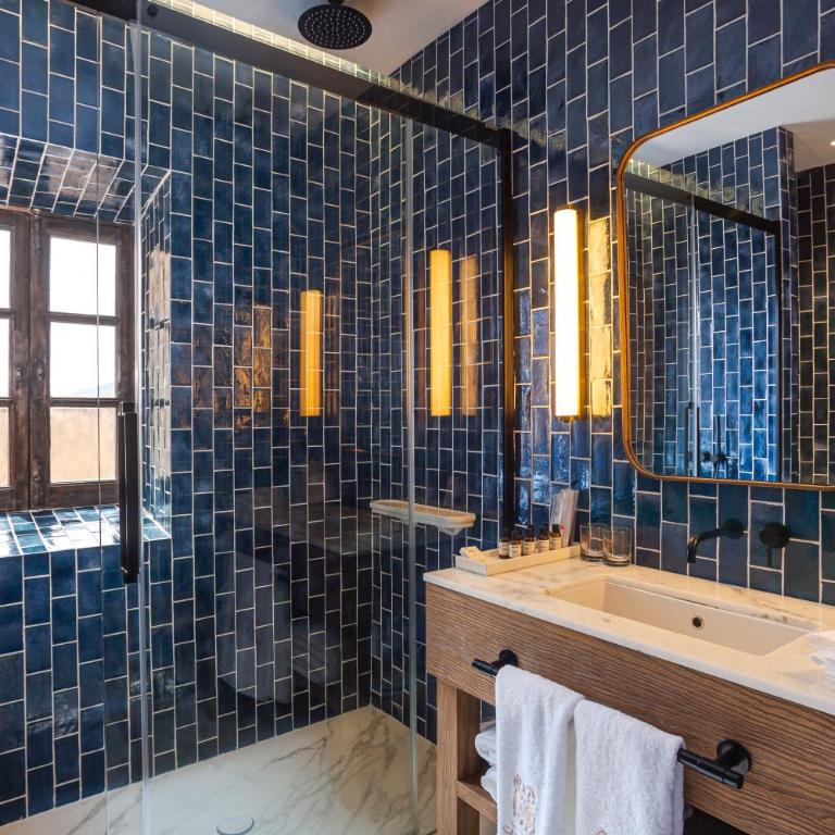Hotel La Torre del Canonigo - Small Luxury Hotels - Suite con vistas al mar - 9