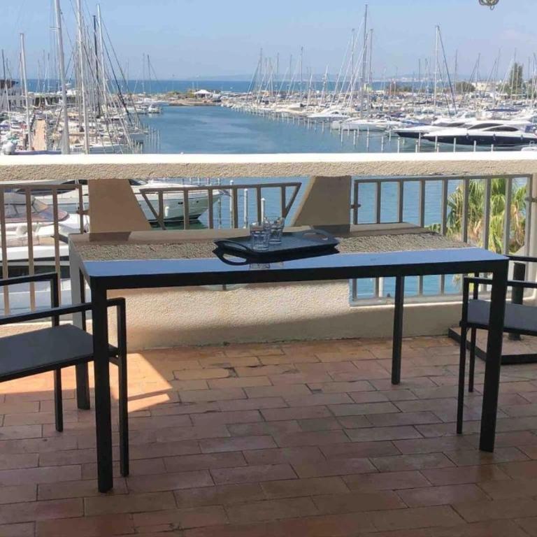 Classé 3 étoiles - Magnifique vue sur le port - Wifi et Clim - Apartment with Sea View - 14
