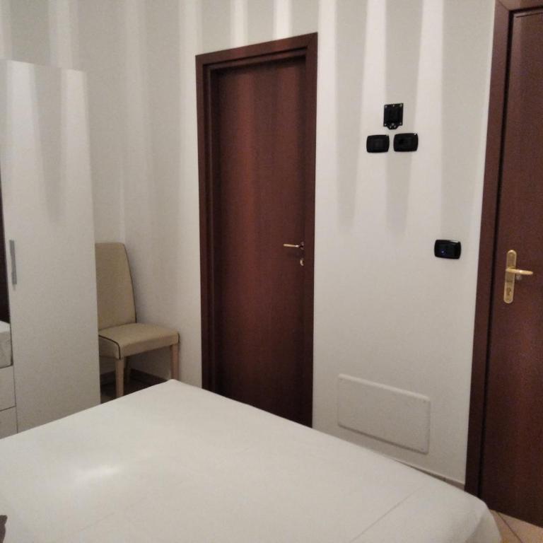 b&b La Lucertola casa vacanze - Camera Matrimoniale con Bagno Privato - 1