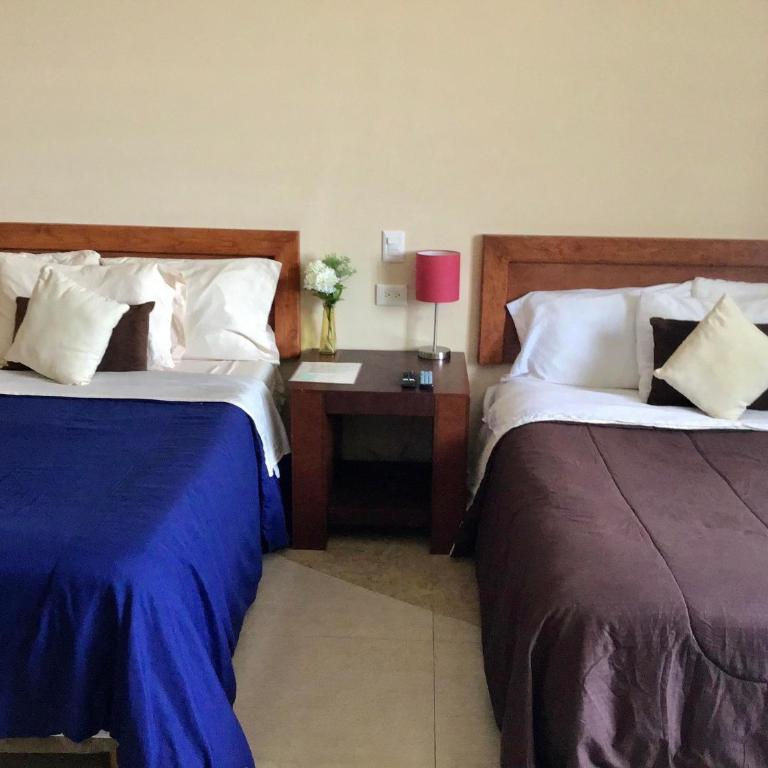 Bed and Breakfast Pecarí - Family Room with Private Bathroom - 7