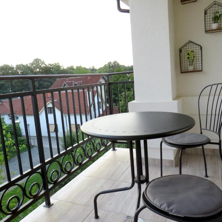 Sunset Vrnjačka Banja - One-Bedroom Apartment - 12