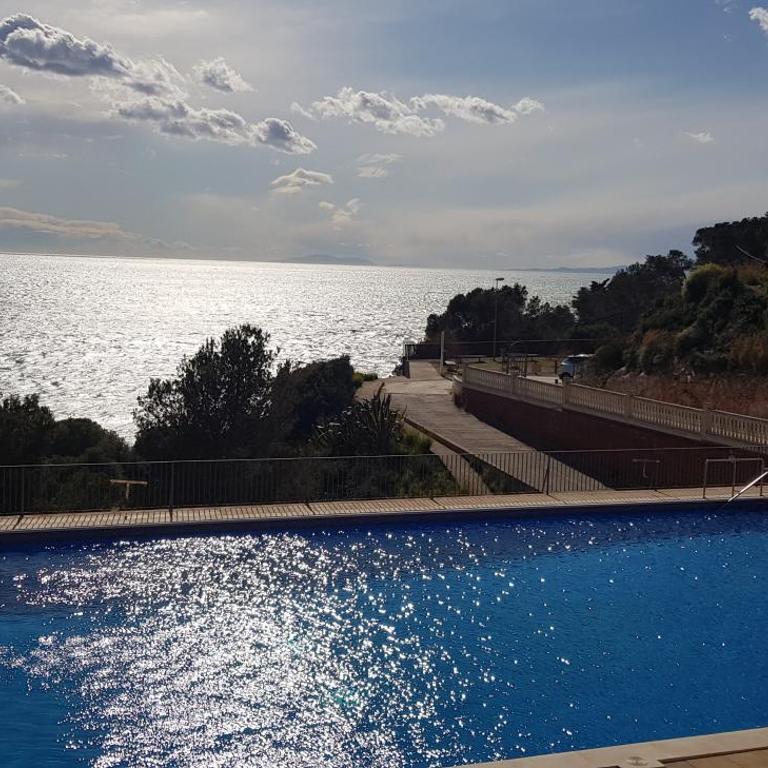 Apartamento con vistas al mar - Two-Bedroom Apartment - 1