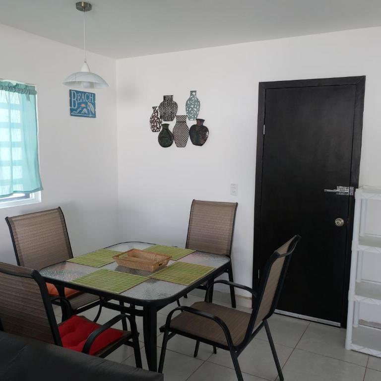 Casa cerca de Estero Beach - Two-Bedroom House - 17