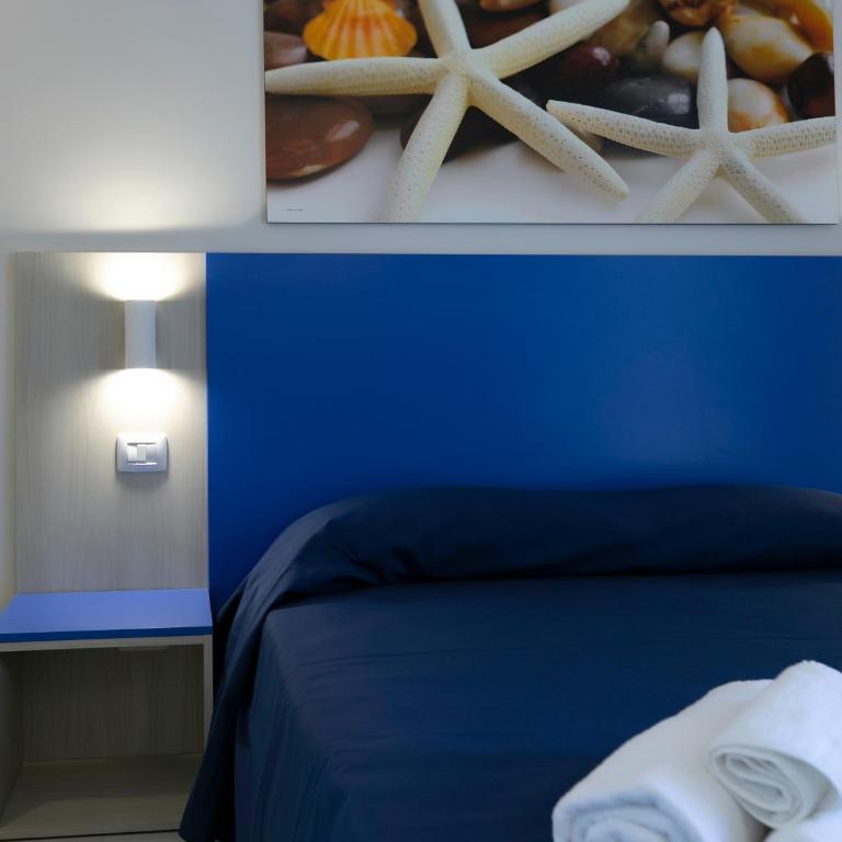 Map Enjoy Rooms - Camera Matrimoniale con Vista Mare - 8