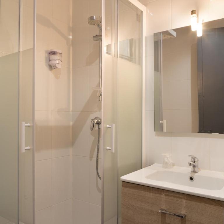 Lille City Hotel - Chambre Simple - 7
