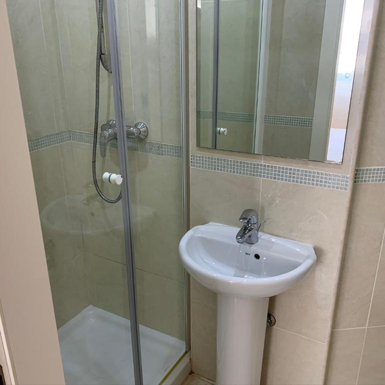 SERVICE APART LAZARO- Apartamentos Aguamarina 26 - Apartamento de 2 dormitorios - 15