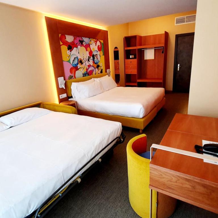 OMAMA Hotel - Camera Familiare - 4