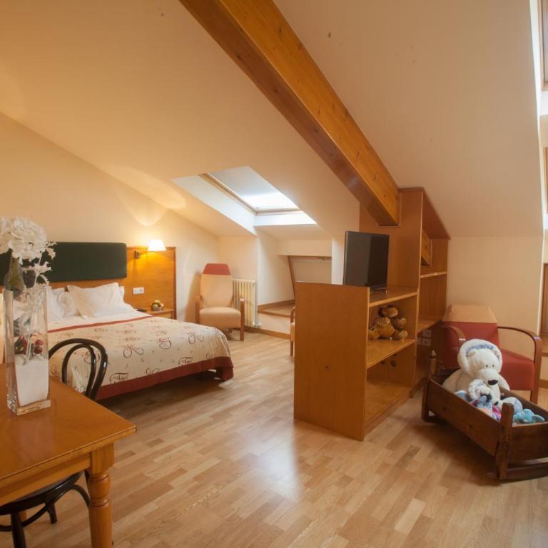 Hotel Bonavida - Habitación Familiar - 1