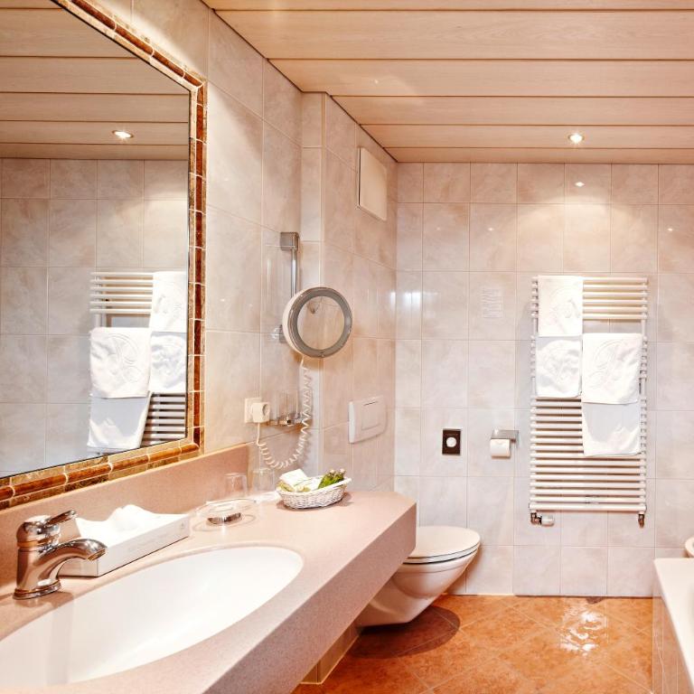 Hotel Berghof Crystal Spa & Sports - Doppelzimmer - 3