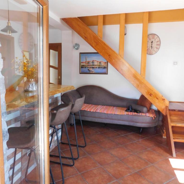 Apartments Villa Serventi - Duplex Apartment with Balcony and Sea View - 10
