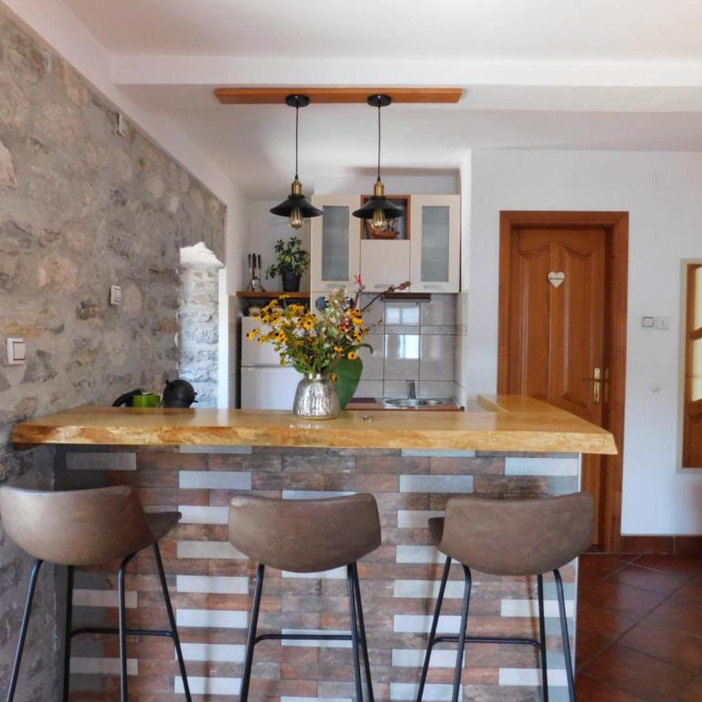 Apartments Villa Serventi - Duplex Apartment with Balcony and Sea View - 11