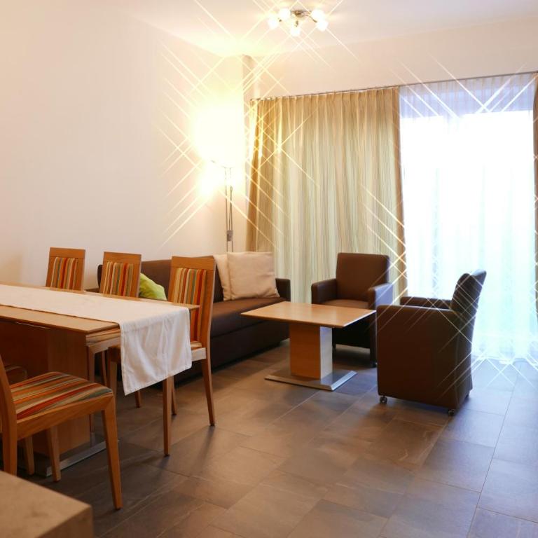 Deluxe Apartment SCHRABERGER TOP 2 - Apartment mit 2 Schlafzimmern - 1