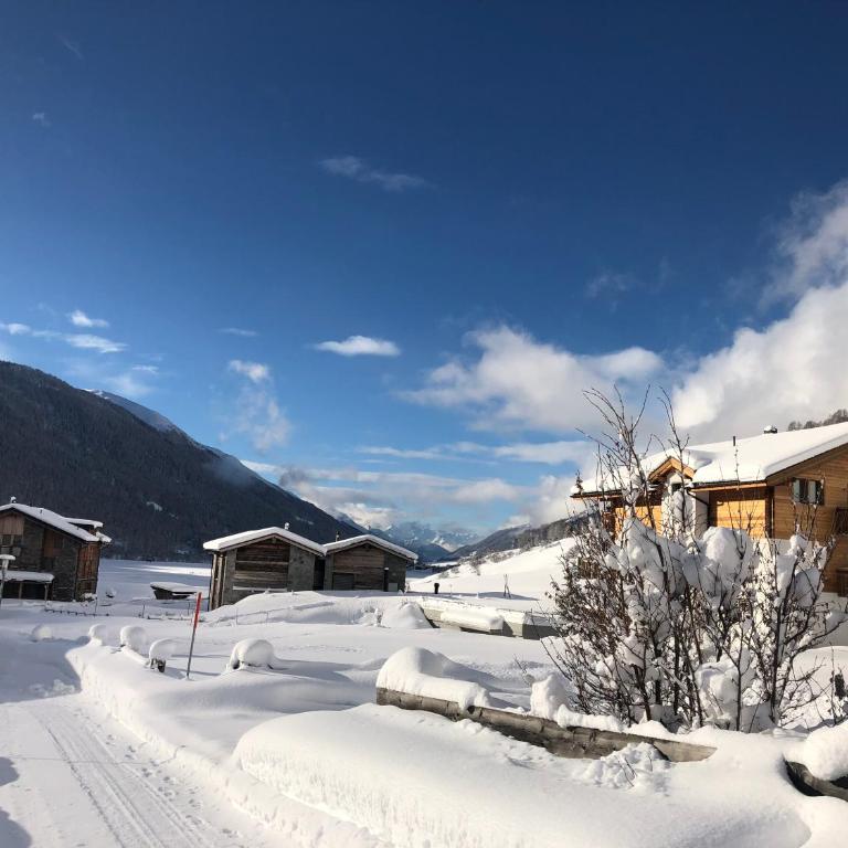 Chalet Breithorn- Perfect for Holiday with Amazing View! - Loft-Apartment B mit Whirlpool - 28