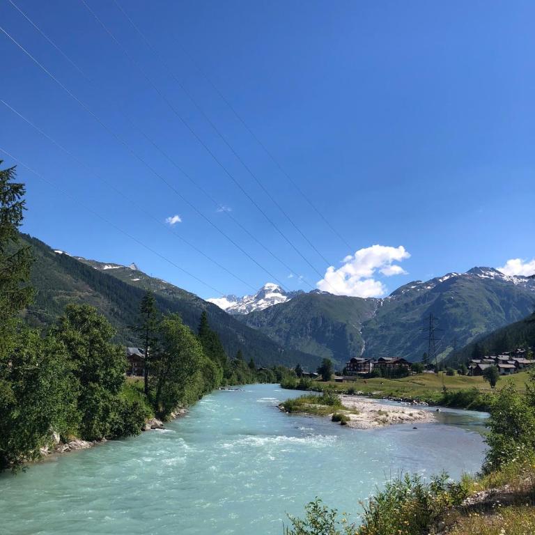 Chalet Breithorn- Perfect for Holiday with Amazing View! - Loft-Apartment B mit Whirlpool - 21
