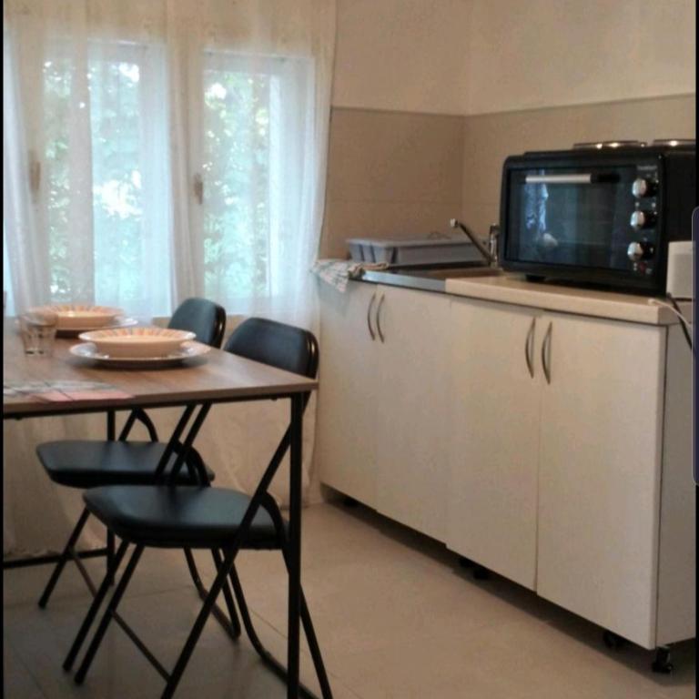 Una Rosa Hostel - Two-Bedroom Apartment - 4