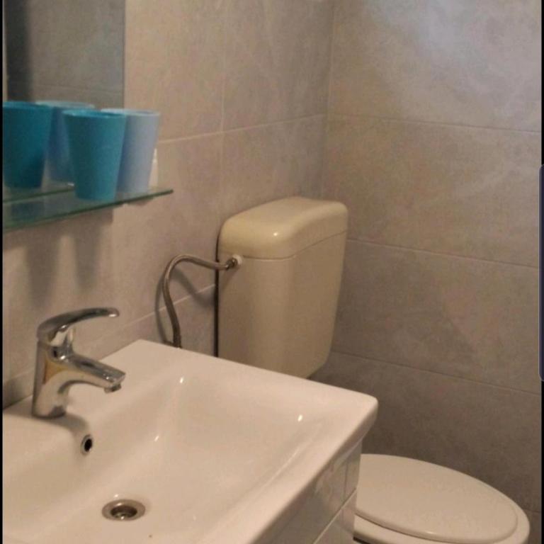 Una Rosa Hostel - Two-Bedroom Apartment - 8