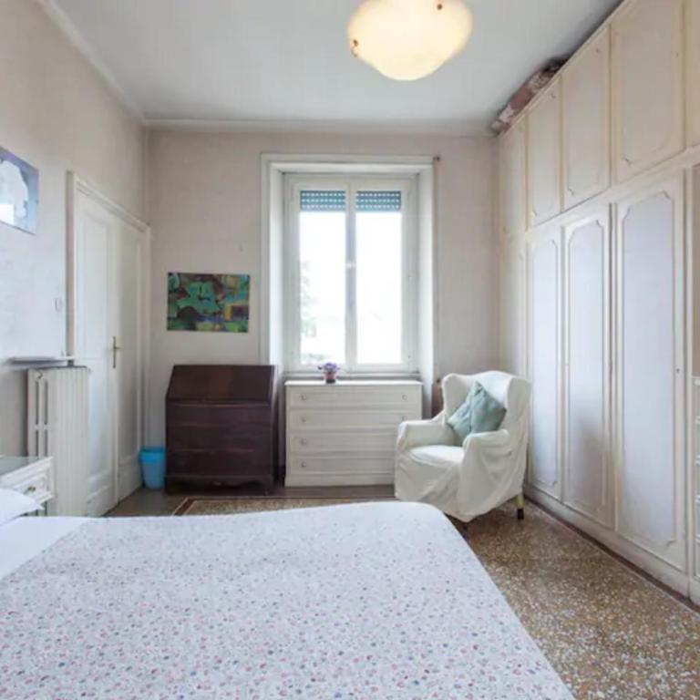Chez Liviana - Camera Tripla con Bagno Privato Esterno - 5