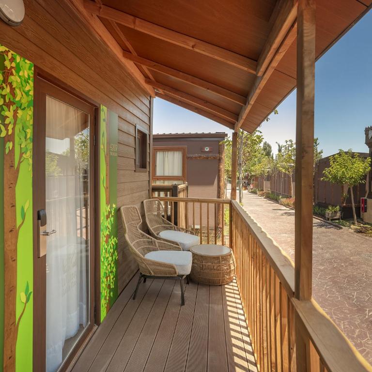 Magic Robin Hood - Family Bungalow - 3