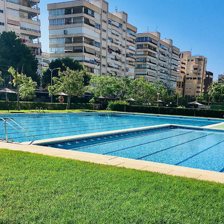 PERFECTO PAREJAS/FAMILIAS. A 500 METROS PLAYA - Appartement 1 Chambre - 34