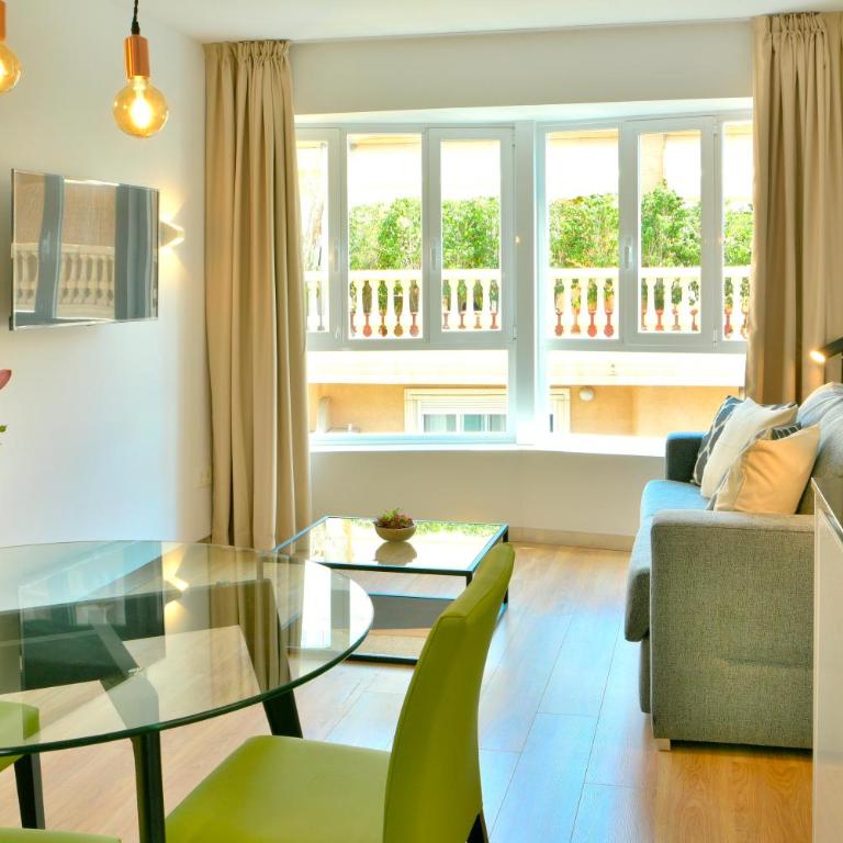 MyFlats Luxury Downtown - One-Bedroom Apartment - 17
