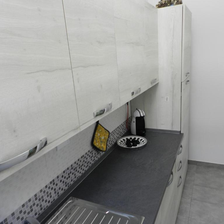 Appartamenti Via Cortonese 1 - Appartamento con 3 Camere da Letto - 29