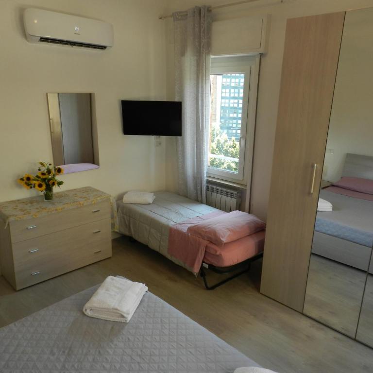 Appartamenti Via Cortonese 1 - Appartamento con 3 Camere da Letto - 27