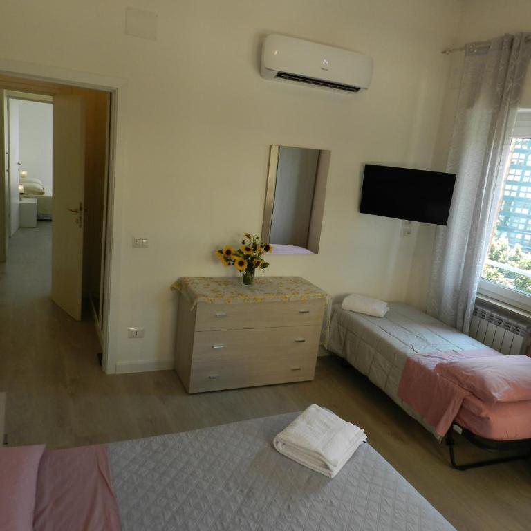 Appartamenti Via Cortonese 1 - Appartamento con 3 Camere da Letto - 26