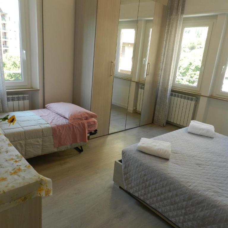 Appartamenti Via Cortonese 1 - Appartamento con 3 Camere da Letto - 25