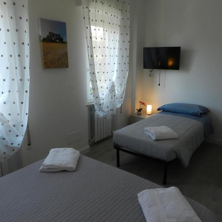 Appartamenti Via Cortonese 1 - Appartamento con 3 Camere da Letto - 24