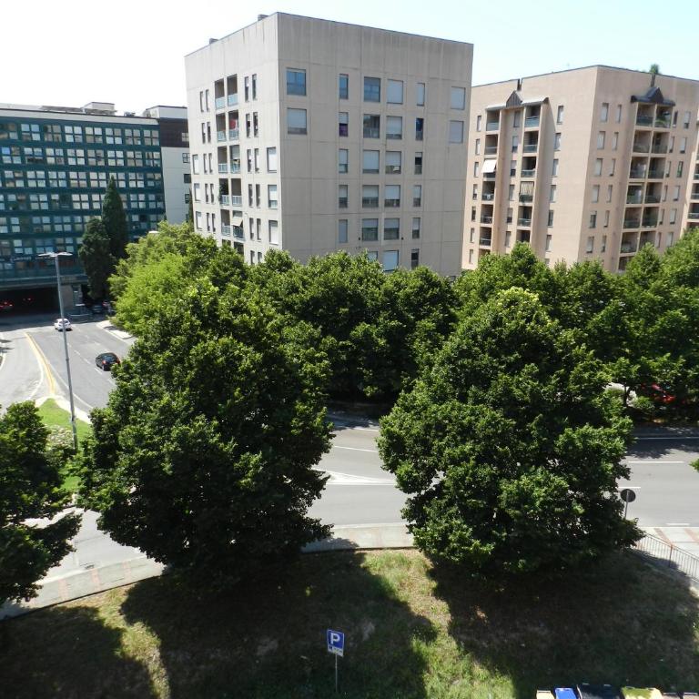 Appartamenti Via Cortonese 1 - Appartamento con 3 Camere da Letto - 8