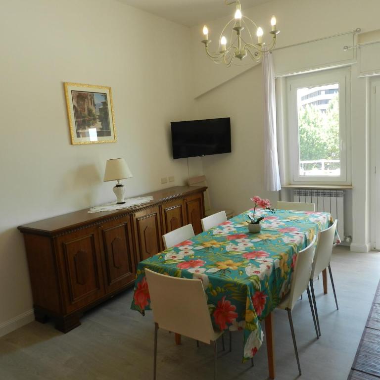 Appartamenti Via Cortonese 1 - Appartamento con 2 Camere da Letto - 23